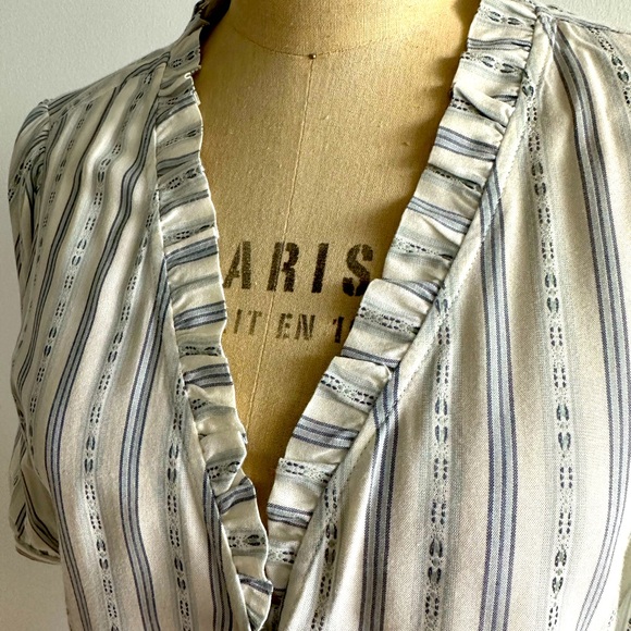 PAIGE Provence Short-Sleeve Blouse Size XS - Picture 5 of 6
